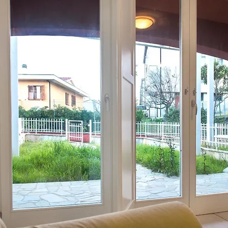 S010 - Sirolo, Nuovo Trilocale Con Giardino